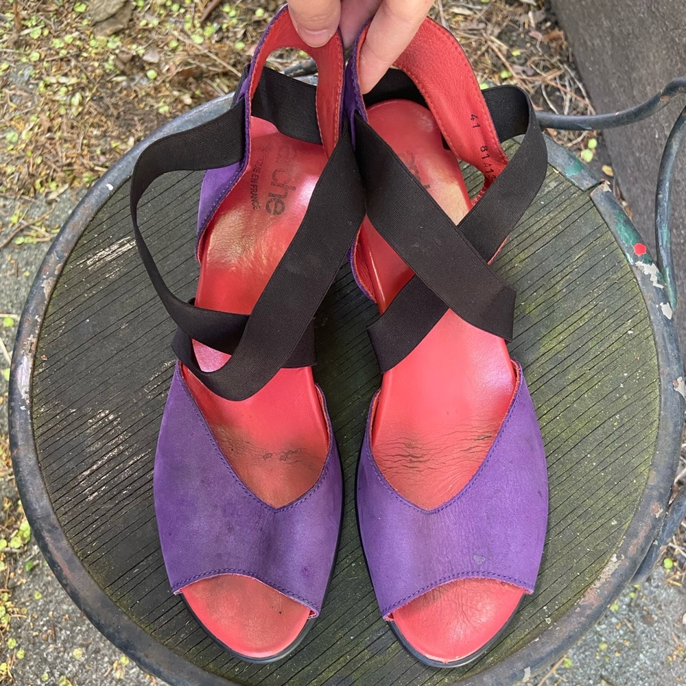 Arche leather cross-cross strappy sandals, sz 41